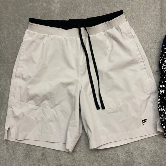Fabletics Men’s The Fundamental II Shorts Lot of 2 Size M Athletic Training - Picture 2 of 13